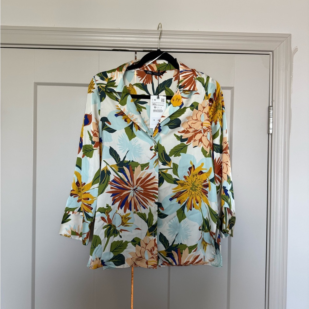 Floral Print Women's Button Top from Zara NWT